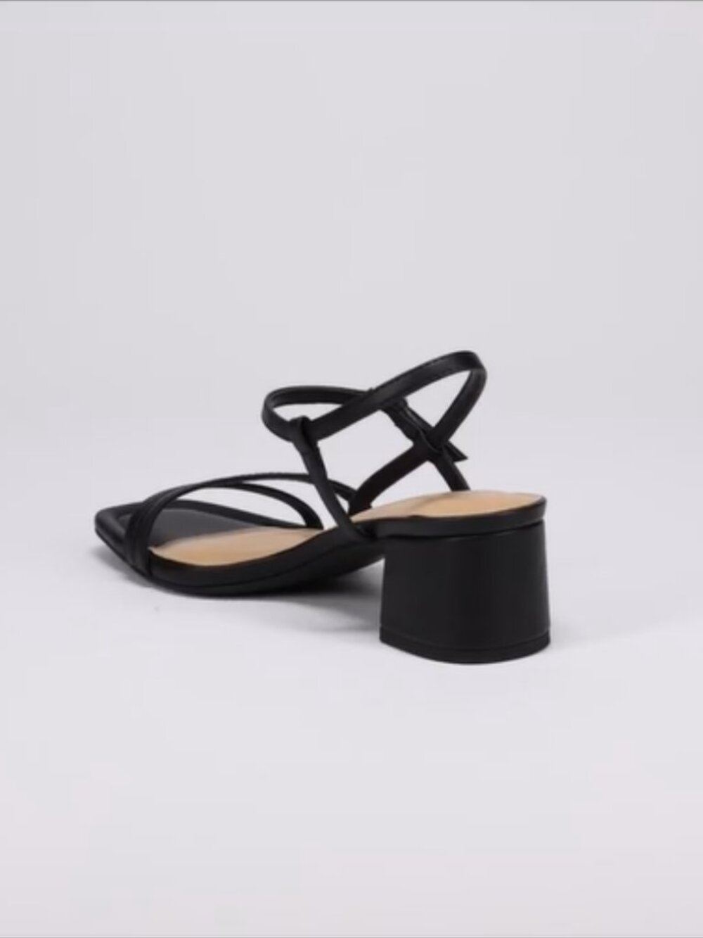 Black Sandals Low Heel Chunky Lauren Conrad 8.5 NEW 💜 RET $55- - Picture 4 of 16